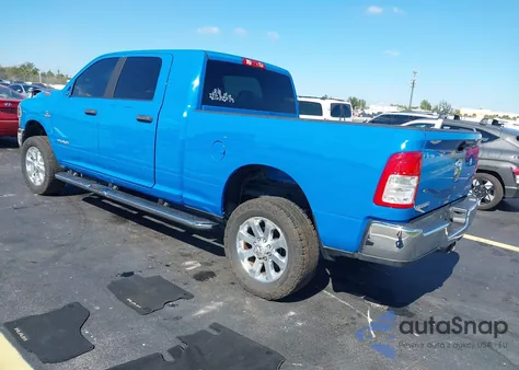 2022 Ram 2500 Big Horn 4X4 6'4' Box z USA, uszkodzony, nr VIN 3C6UR5ML8NG161165